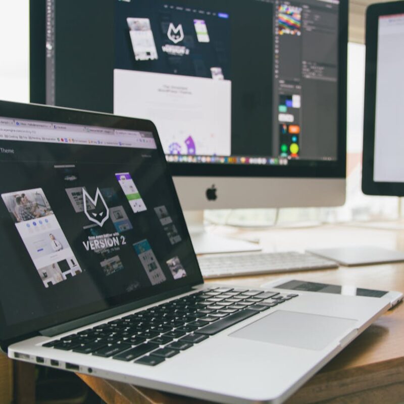 Peran Desain UI/UX dalam Meningkatkan Konversi Website Bisnis Anda